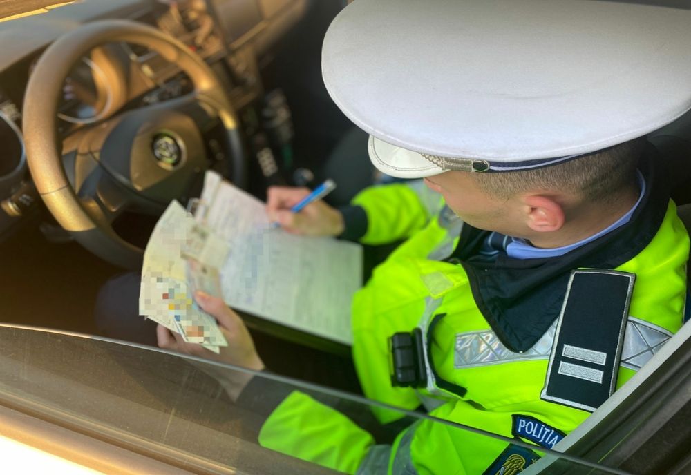 Tupeul unui ”șofer” băut și fără permis i-a adus dosar penal și o amendă usturătoare