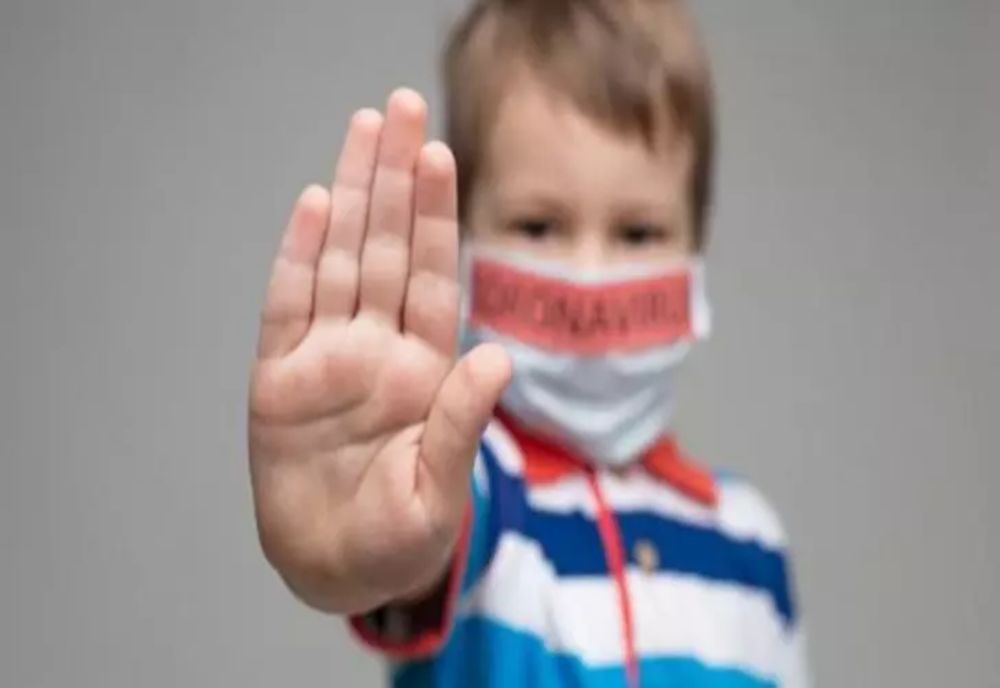 Avertismentul medicilor! Copiii, mai predispuși la îmbolnăvirea cu noua tuplină Covid