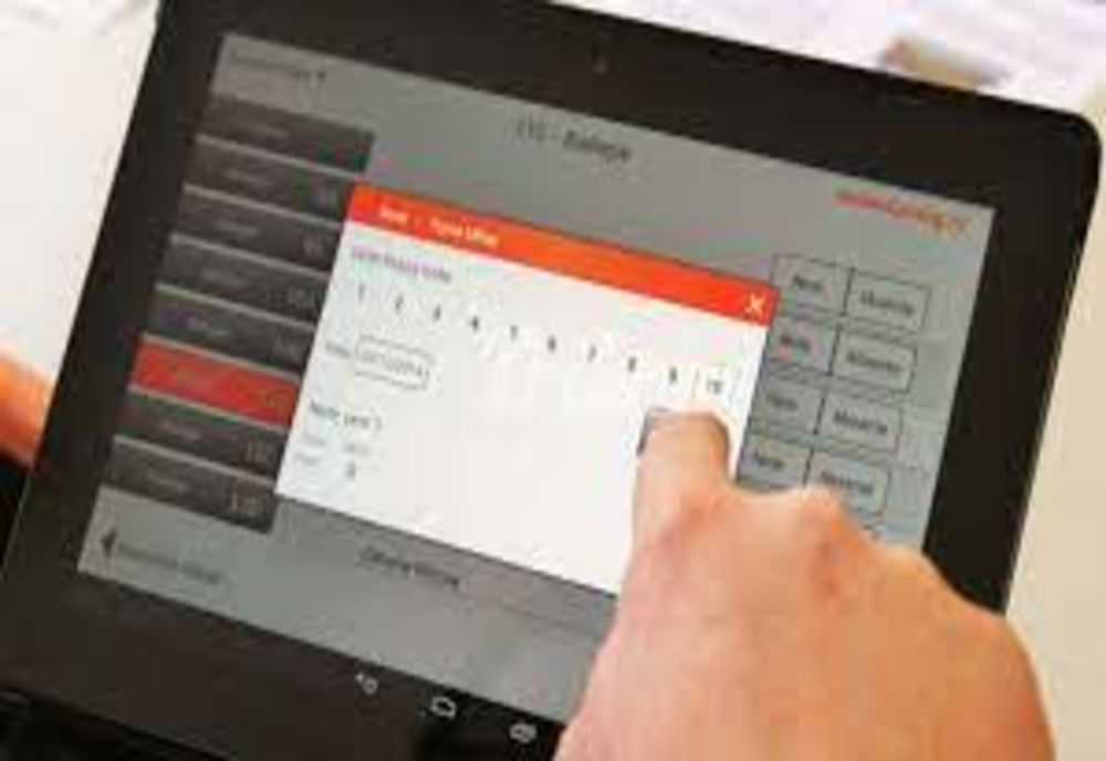 14 unități de învățământ din județul Bacău au primit aprobarea de a implementa catalogul electronic