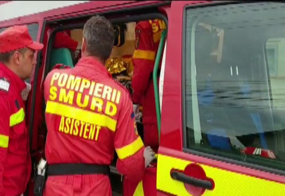 Un bărbat a căzut în gol 4 etaje în casa liftului 