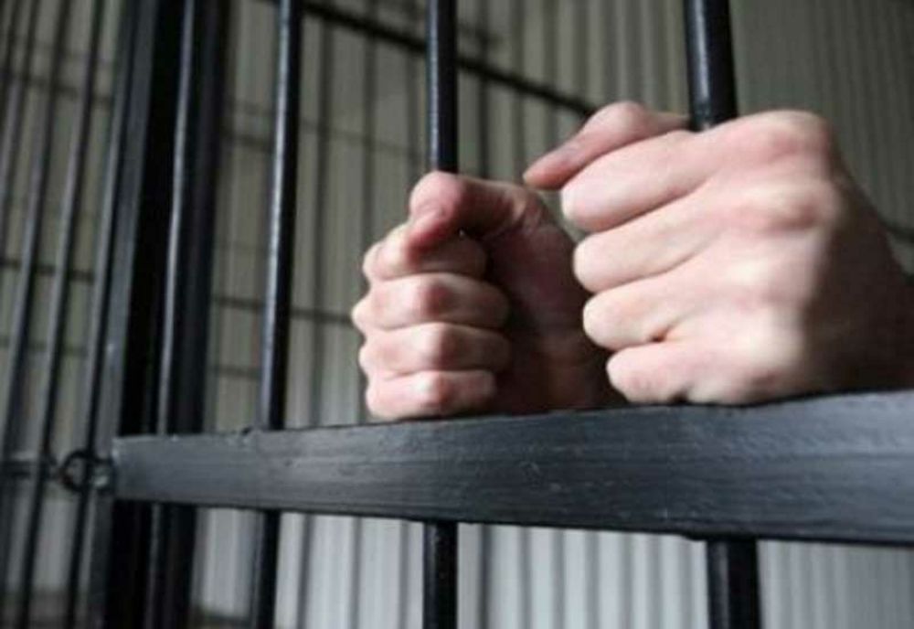 Minor, identificat de polițiști! Era căutat distrugere şi tentativă de omor