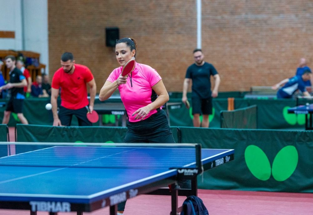 Jandarmeriță băcăuancă, în lotul Jandarmeriei Române la tenis de masă