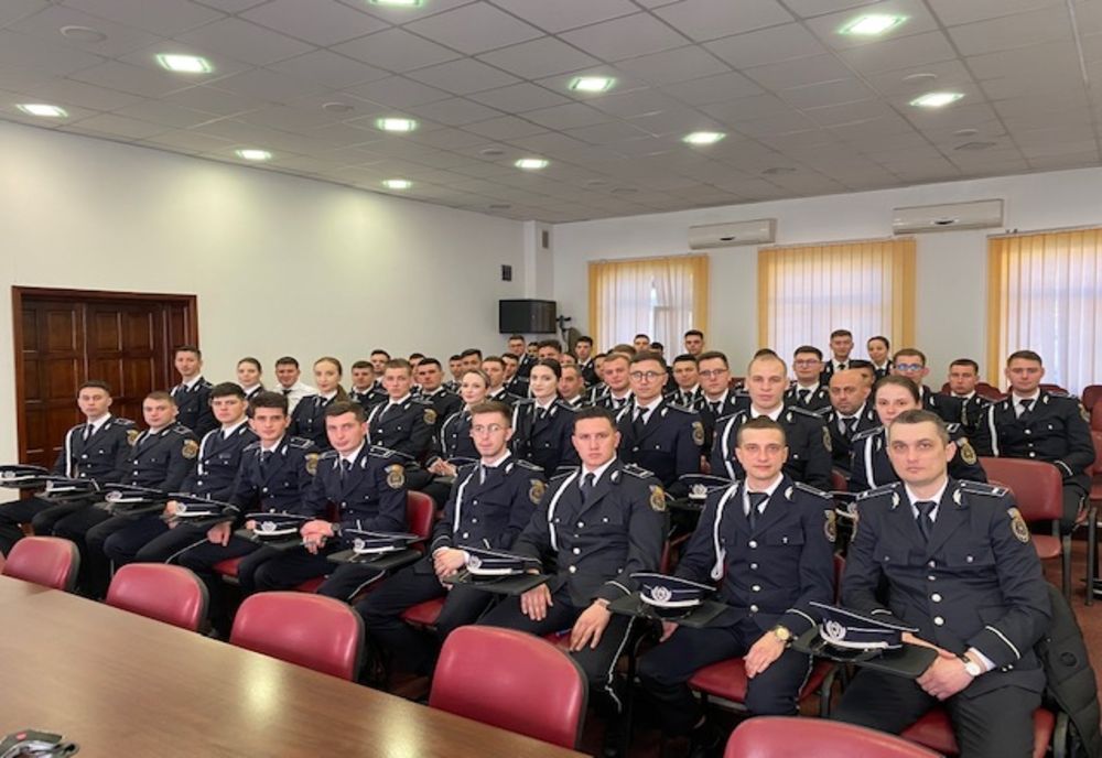 Inspectoratul de Poliție Județean Bacău are 51 de polițiști noi