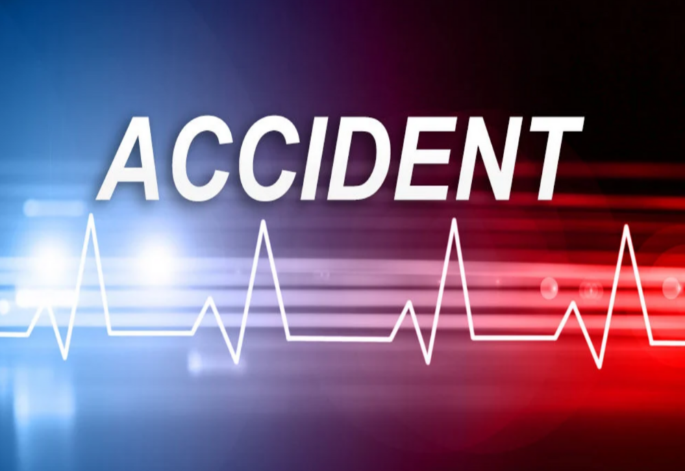 Un tânăr de 22 de ani și-a riscat viața după ce s-a urcat beat la volan și a produs un accident rutier. Ce au mai descoperit polițiștii