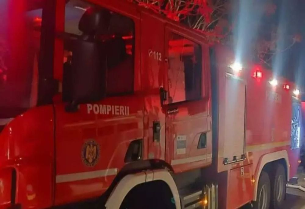 Un nou incendiu devastator - O brutărie din Bacău s-a făcut scrum