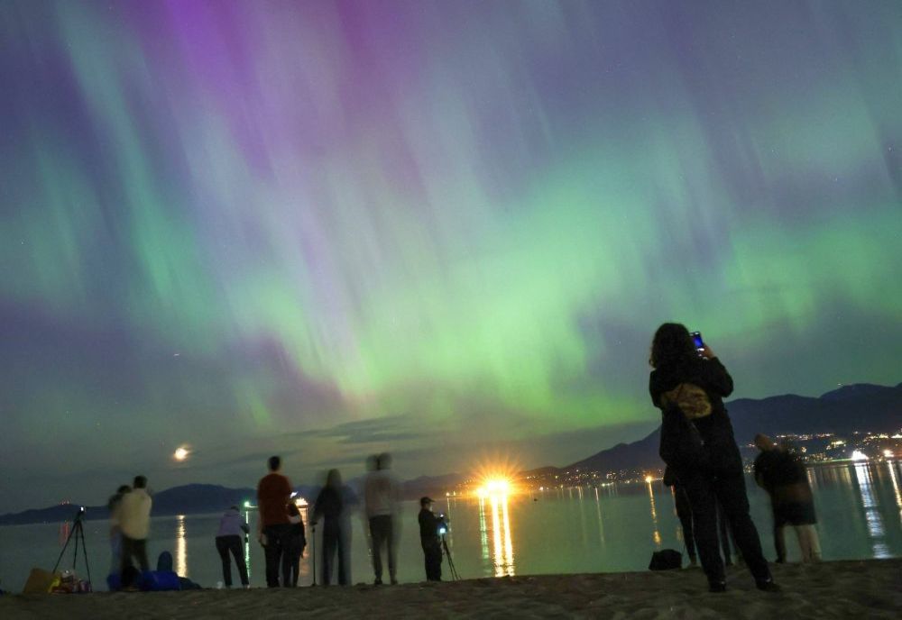 Aurora boreală va fi vizibilă, din nou, în două săptămâni