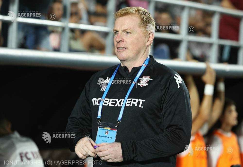 NEIL LENNON - NU MĂ GÂNDESC SĂ DEMISIONEZ, DE ABIA AM VENIT LA RAPID