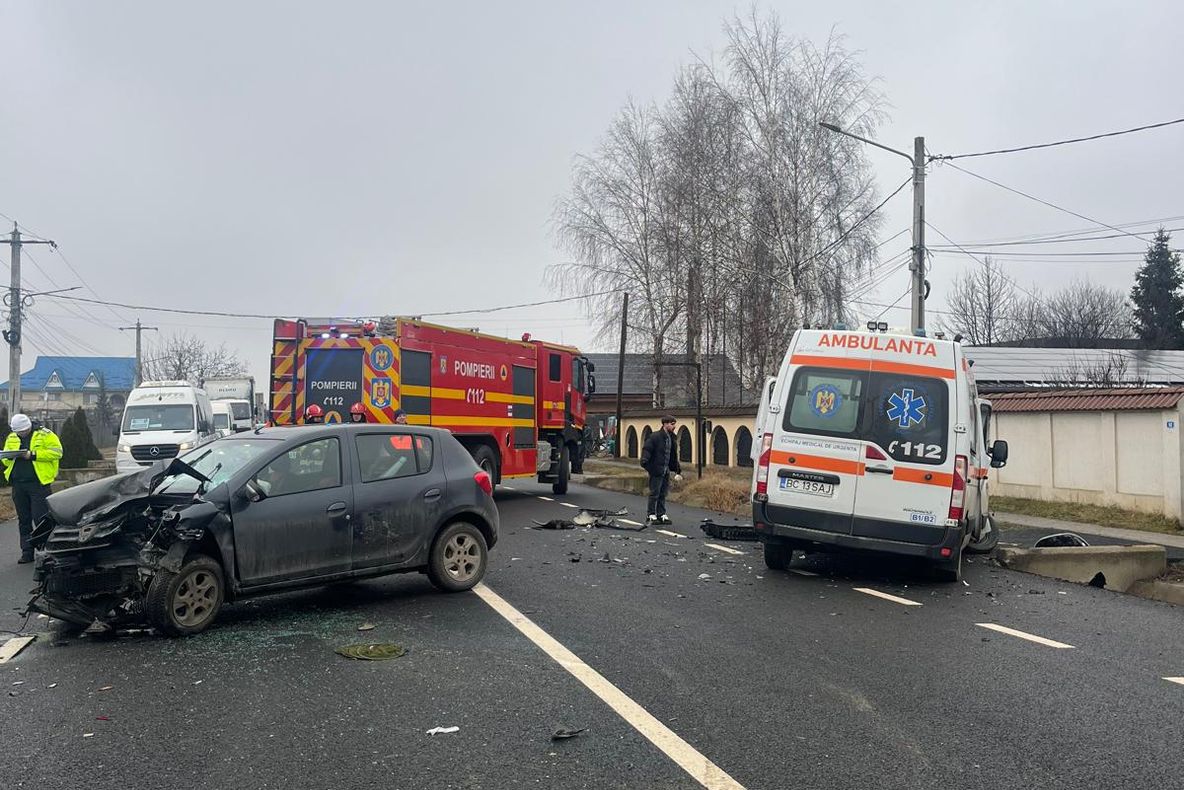 Bacău: Cinci persoane rănite într-un accident rutier pe DN2-E85, în localitatea Bogdan Vodă
