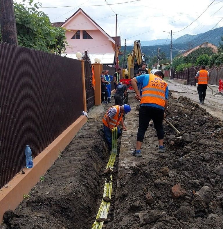 Comănești: Lucrările la rețeaua de gaze naturale au depășit 88% din proiect