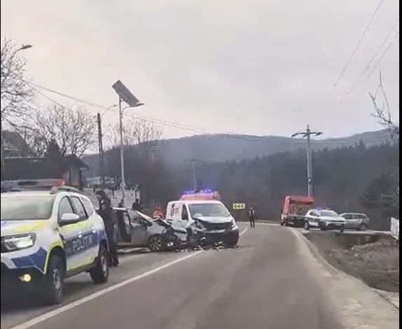 Bacău: Jandarmii au intervenit pentru sprijinirea șoferilor în urma avertizărilor meteo