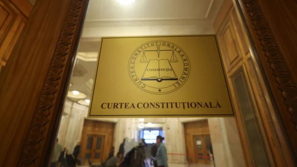 CCR urmează să se pronunţe, luni, asupra legilor integrităţii şi biodiversităţii