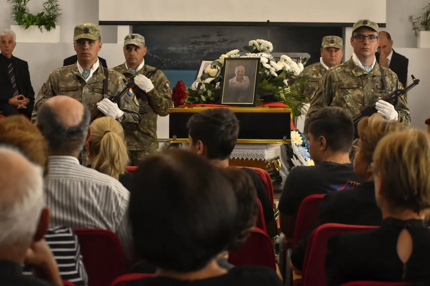 Ultimul veteran de război din municipiul Bacău s-a stins din viață la 104 ani
