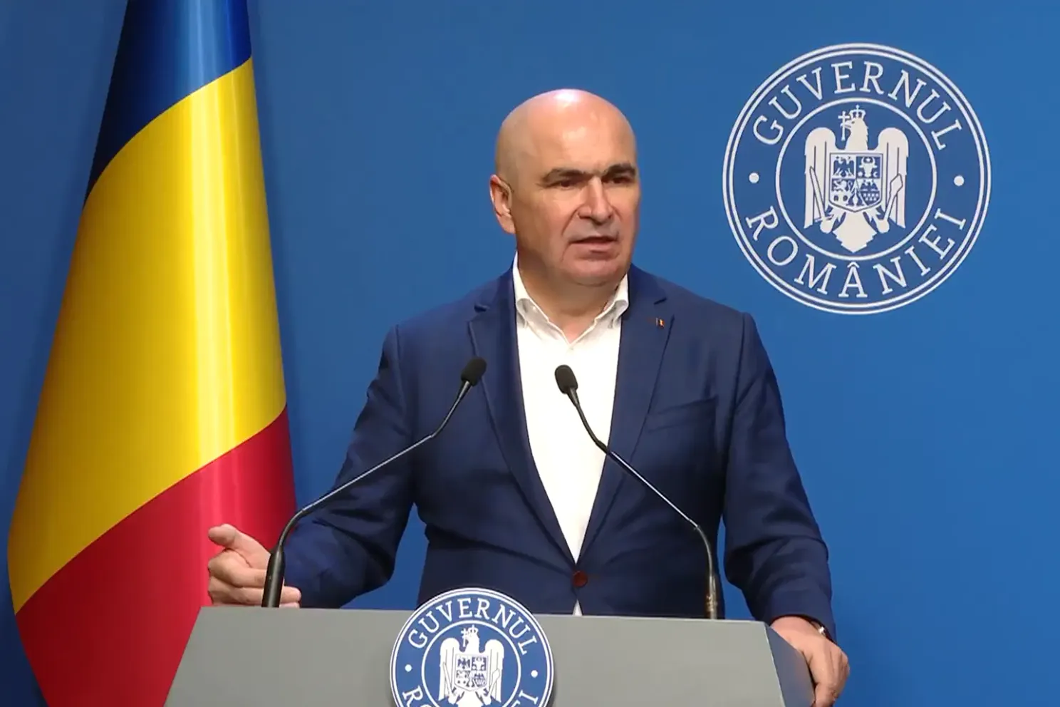 Ședința de guvern se amână pentru ora 14:30. Bolojan nu a obținut toate avizele