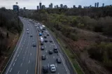 Paradoxul navetei în România: Cea mai scurtă distanță spre muncă, dar cel mai mult timp pierdut în trafic