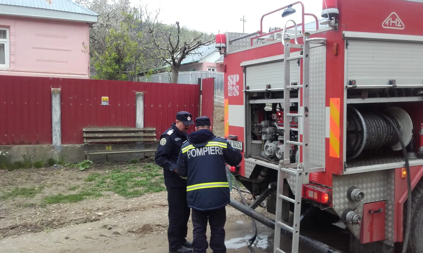 incendiu sascut 3