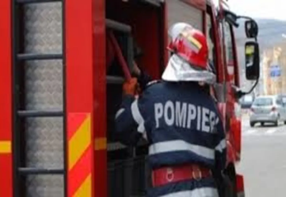 În ultimele 24 ore, pompierii militari băcăuani au acționat pentru gestionarea unui număr de 25 situații de urgență