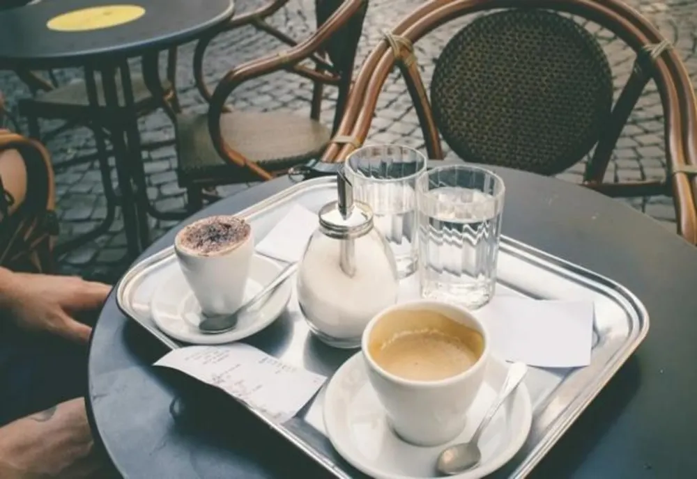 Marea relaxare: s-au deschis terasele și plajele. Reguli stricte
