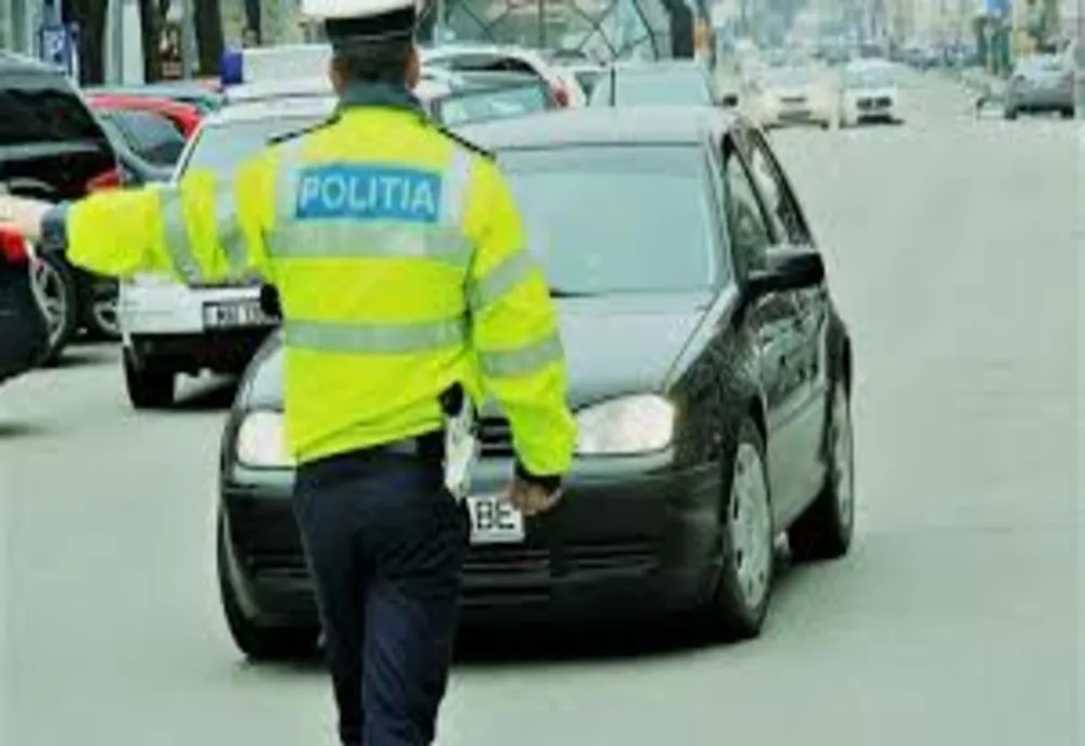 Ieșean fără permis și cu mașina plină de marfă fără acte 