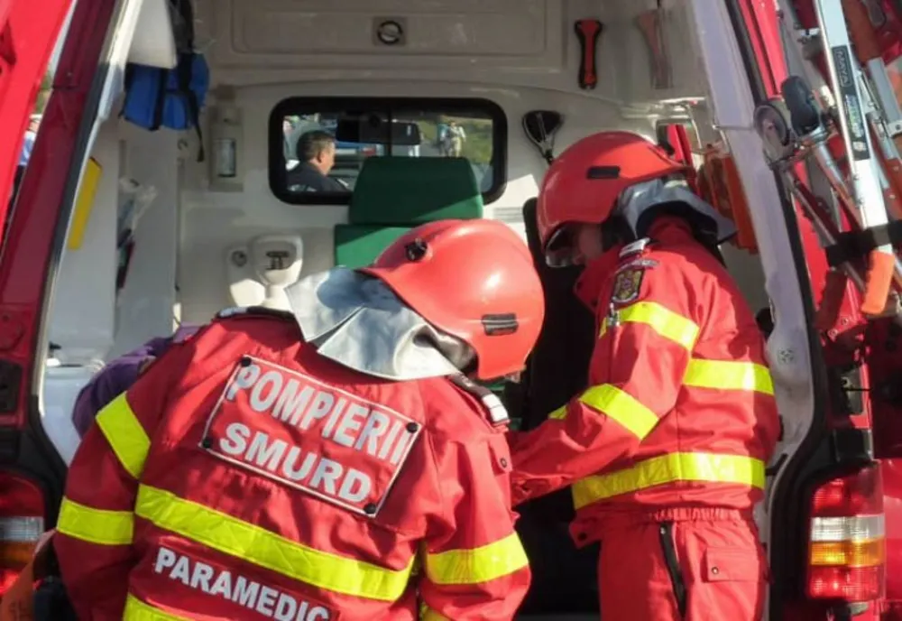 Două femei din Bacău și-au pierdut viața într-un accident la Crăcăoani