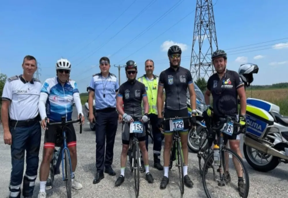 Polițist băcăuan, participant la „Cu bicicleta la mare 2021”