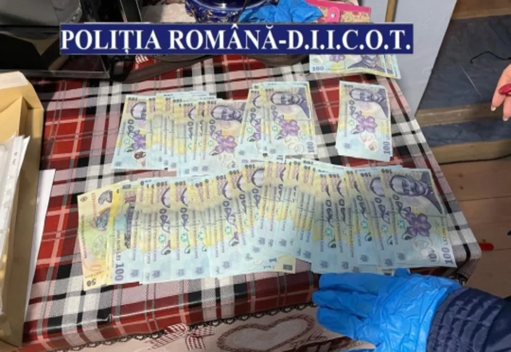 5 percheziții în Bacău la persoane bănuite de trafic de persoane, camătă, șantaj, exploatarea patrimonială a persoanelor vulnerabile și exploatarea cerșetoriei