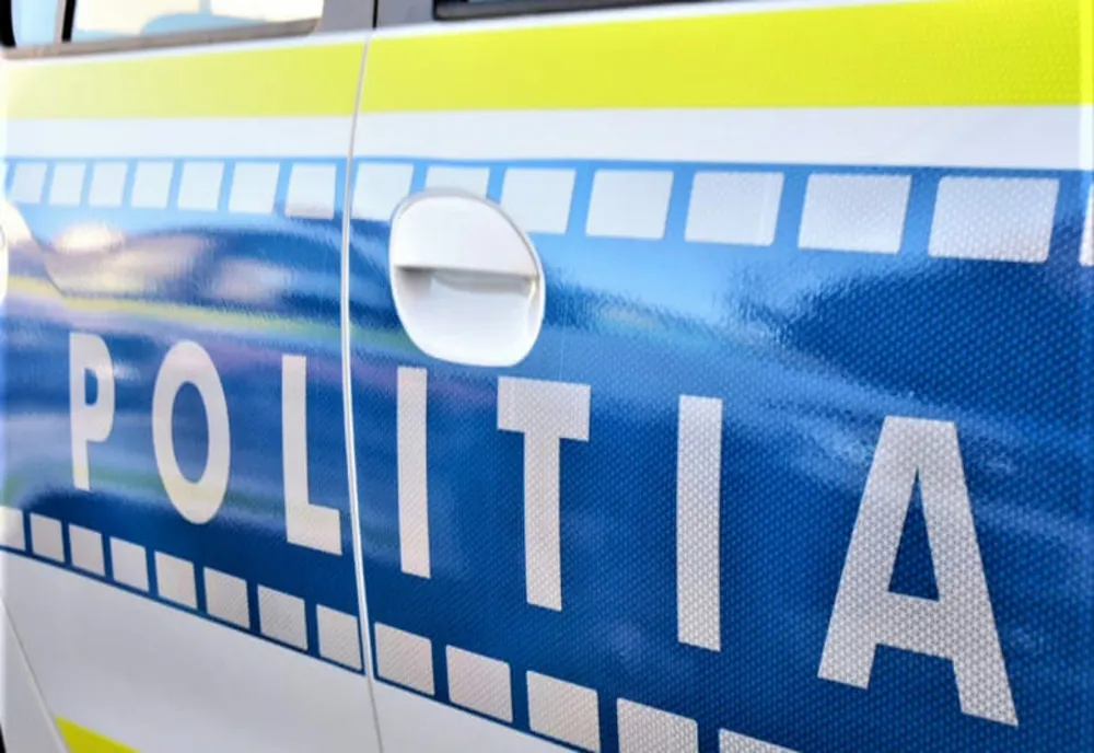 Un tânăr s-a ales cu dosar penal după ce a fost prins beat la volan și cu permisul suspendat 