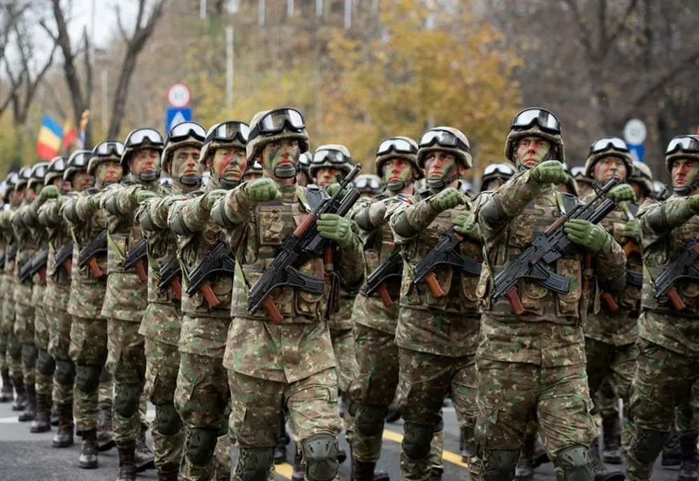 Se caută rezerviști voluntari în unități militare din 15 județe 