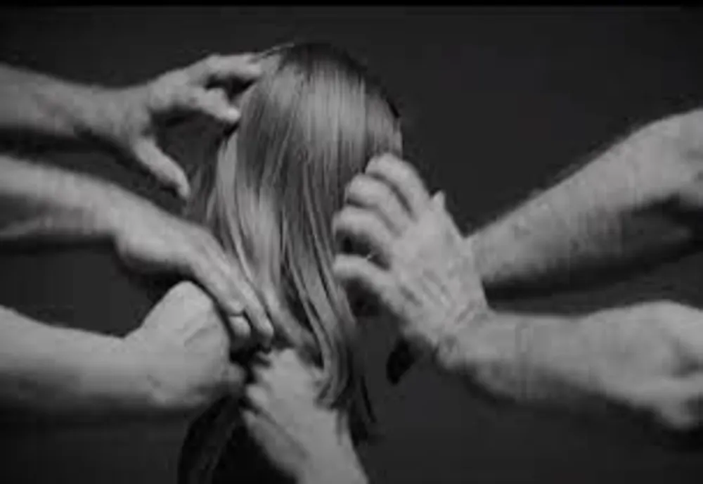 „Atingeri nedorite” – Campania națională de prevenire a agresiunilor sexuale a Poliției Române și a Asociației Telefonul Copilului