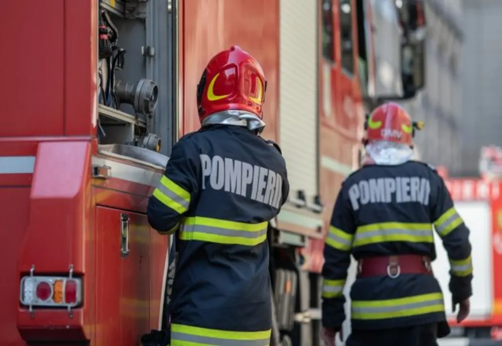 Sute de intervenții pentru pompierii băcăuani în luna octombrie