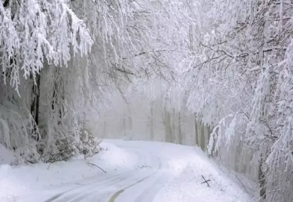 Vremea 9 decembrie - Burniță și ploi slabe - În zonele montane ninge
