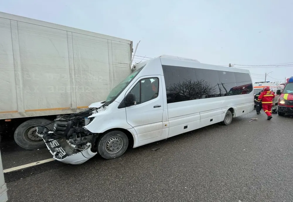 ACCIDENT CUMPLIT pe E85! 13 victime