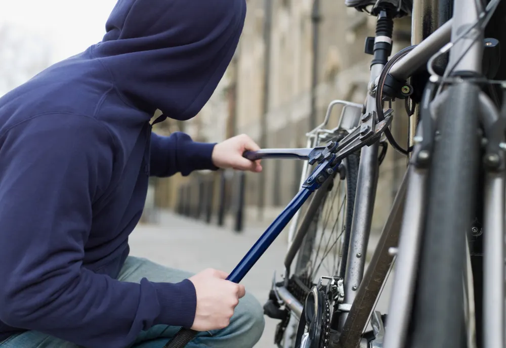 A furat o bicicletă și a fost prins în timp ce încerca s-o vândă