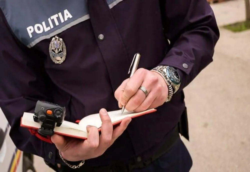 Pentru ce a fost amendat cu 500 de lei un adolescent de 15 ani