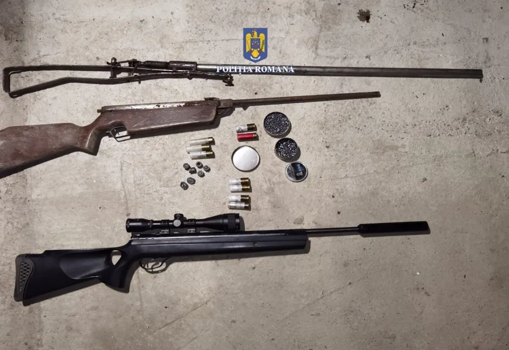 Percheziții la braconieri: arme și proiectile găsite la domiciliile acestora