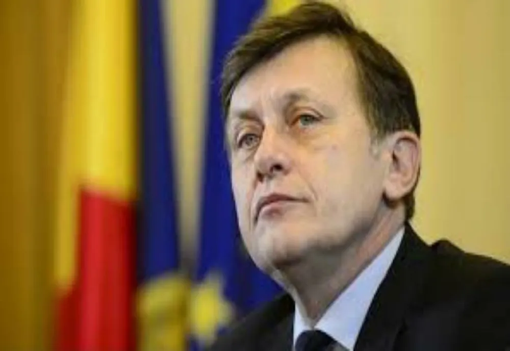CONSILIUL NAȚIONAL AL PNL SE REUNEȘTE ASTĂZI PENTRU VALIDAREA CANDIDATURII LUI CRIN ANTONESCU LA ALEGERILE PREZIDENȚIALE  