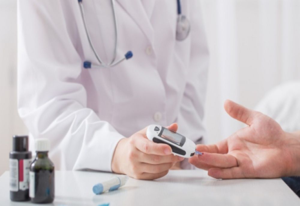 SĂNĂTATEA, ÎN PERICOL! Peste 800 de băcăuani s-au îmbolnăvit de diabet de la începutul anului. Peste 25.000 sunt luați în evidență în județul Bacău