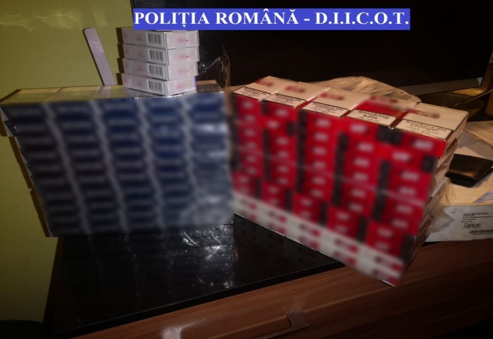 GALERIE FOTO: Peste jumătate de milion de țigări de contrabandă, descoperite de procurorii DIICOT 