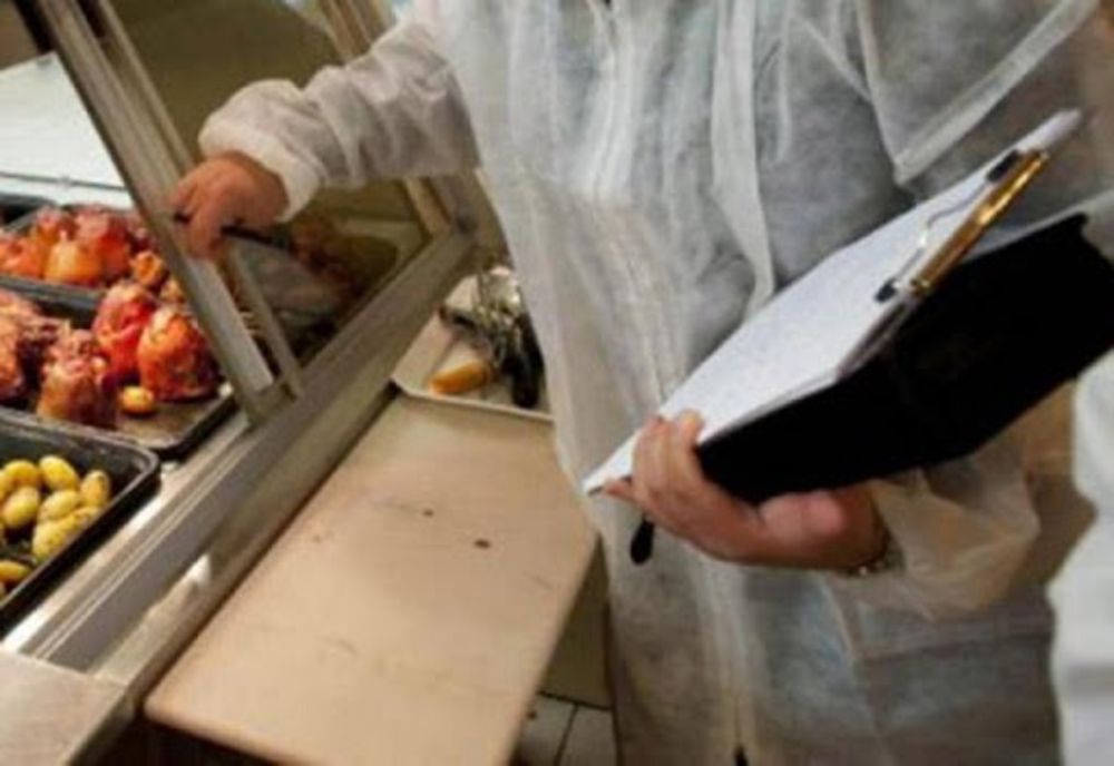 Amenzi de 23.000 de lei pentru unitățile de alimentație publică și magazinele din Bacău