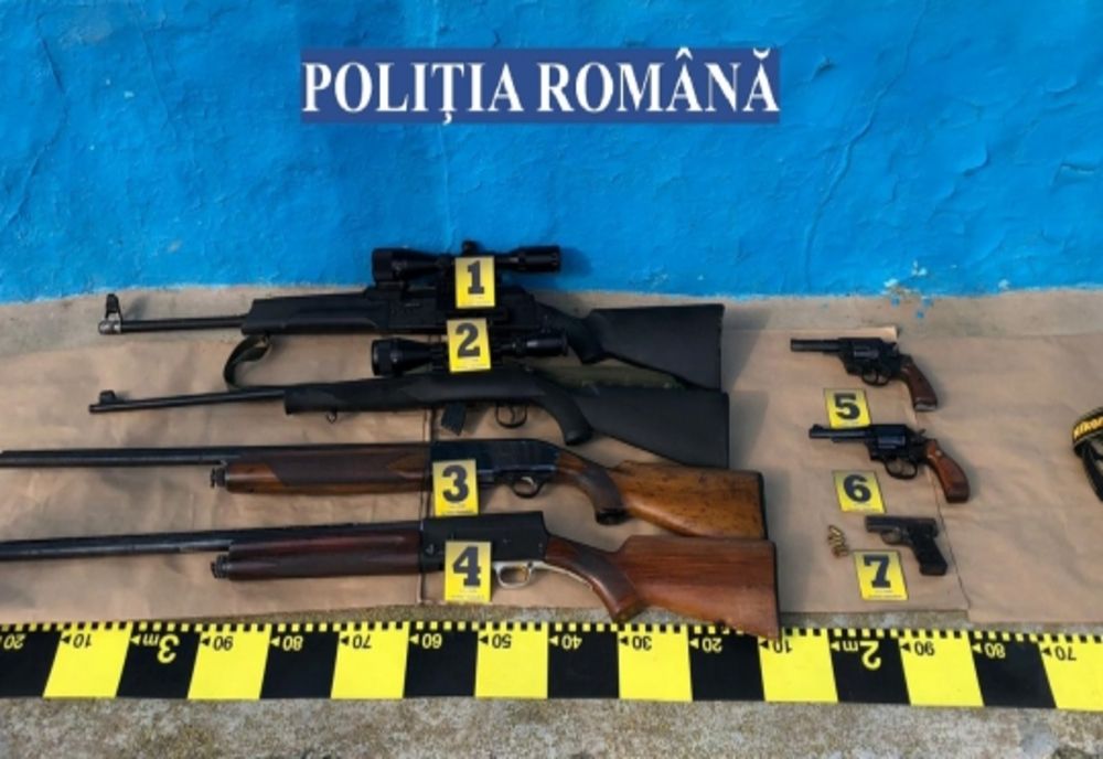 PERCHEZIŢII ÎN BACĂU ÎNTR-UN DOSAR DE TRAFIC DE CU SUBSTANȚE TOXICE (VIDEO)