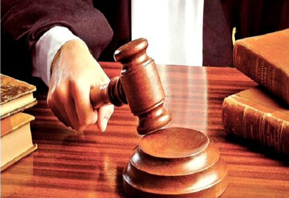 Ce a făcut un bărbat din Comănești în timp ce era sub control judiciar