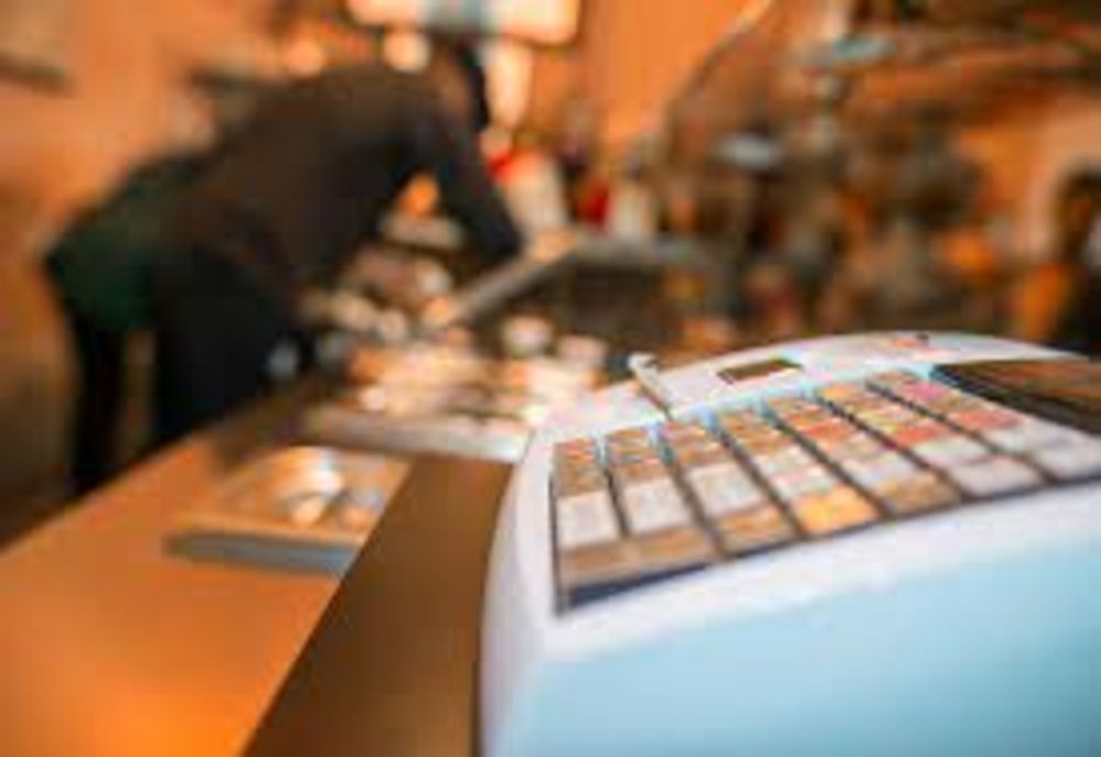 Agenți economici depistați că nu-și fiscalizau veniturile