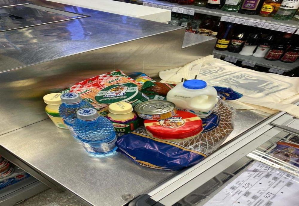 Alimente de bază, date la „rație”, ca în anii 80!