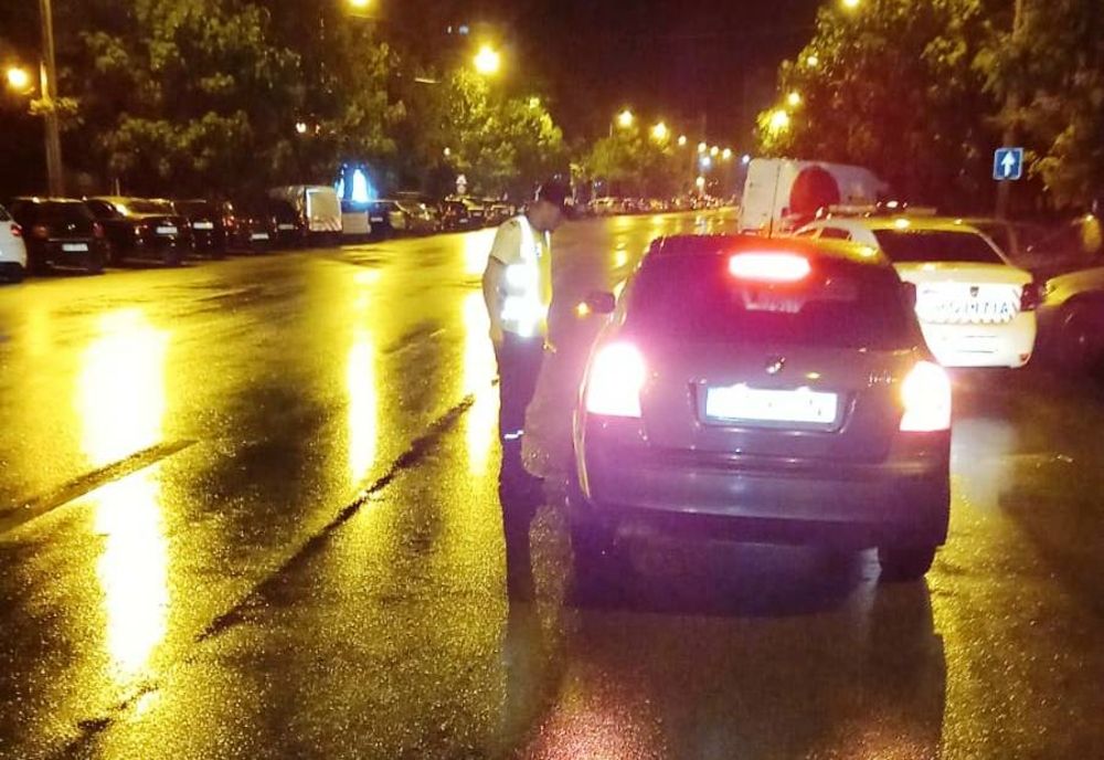 Ce au constatat polițiștii când au oprit un bărbat în toiul nopții, în trafic