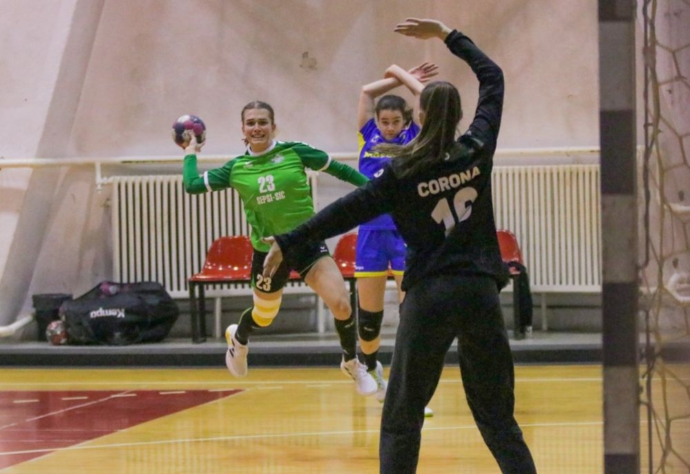 Echipele de handbal ale Sepsi-SIC, în formă la început de 2022