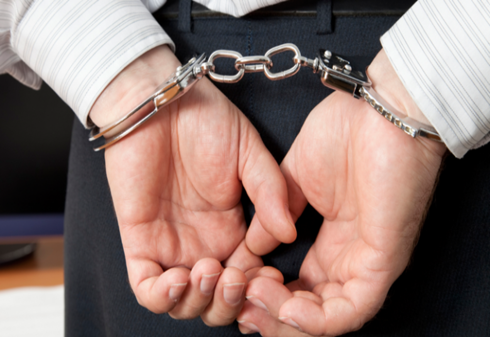 Hoț trecut în „rezervă” de polițiștii băcăuani