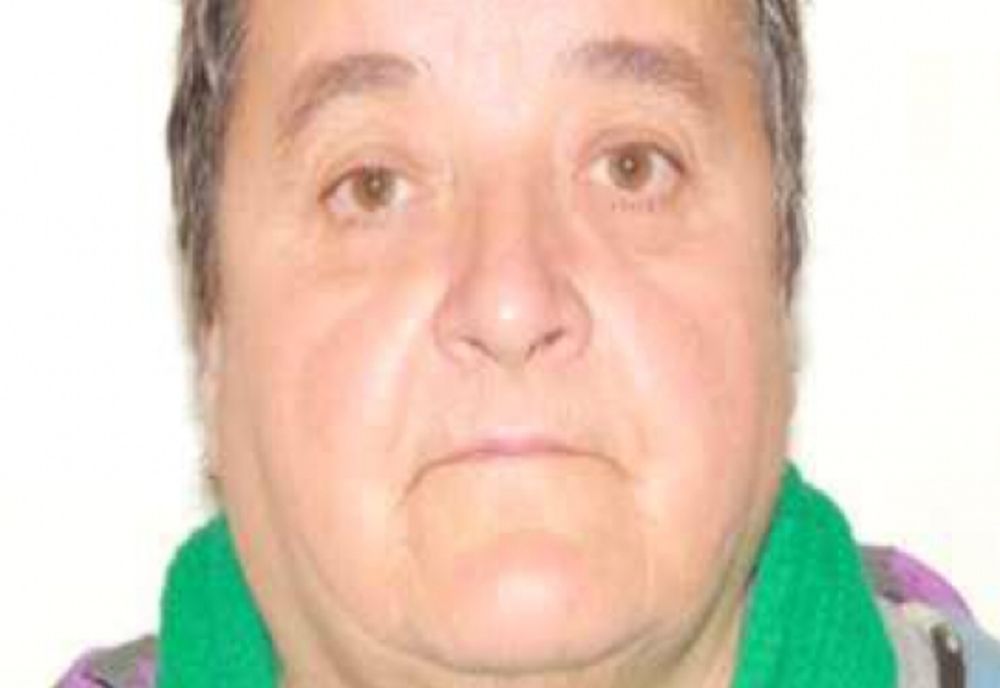 Sunați IMEDIAT la 112 dacă aveți informații despre această persoană! 