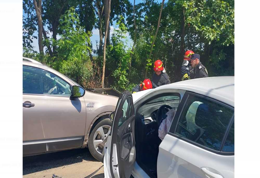 Accident rutier la Măgura. O femeie a fost transportată la spital după ce a suferit un atac de panică