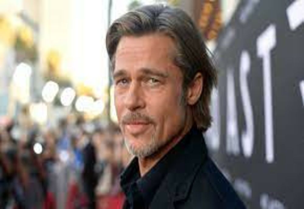 Brad Pitt și-a pus singur diagnostic. Statul ar suferi de o boală rară ce ar putea avea legătură cu consumul de alcool