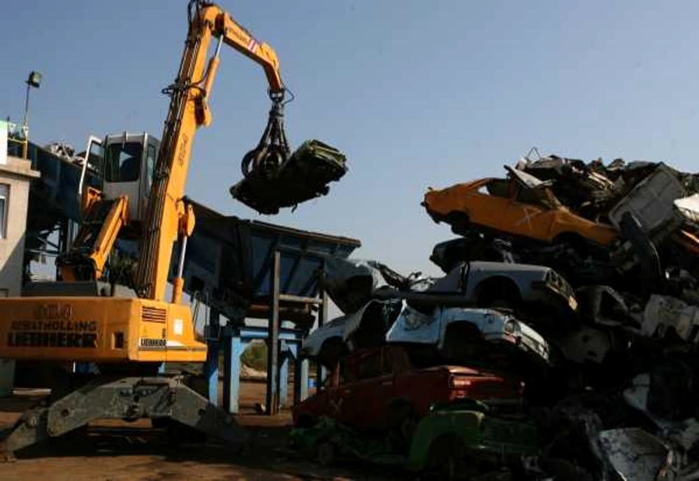 UAT-urile se pot înscrie pentru aplicarea în cadrul programului privind casarea autovehiculelor uzate