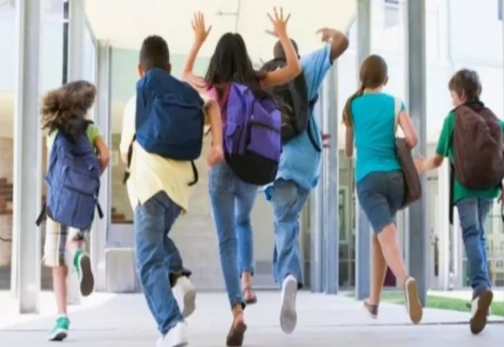 Cum începe noul an școlar 2022-2023 în județul Bacău - date statistice